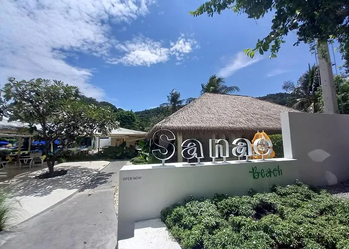 Sanae Beach Hua Hin